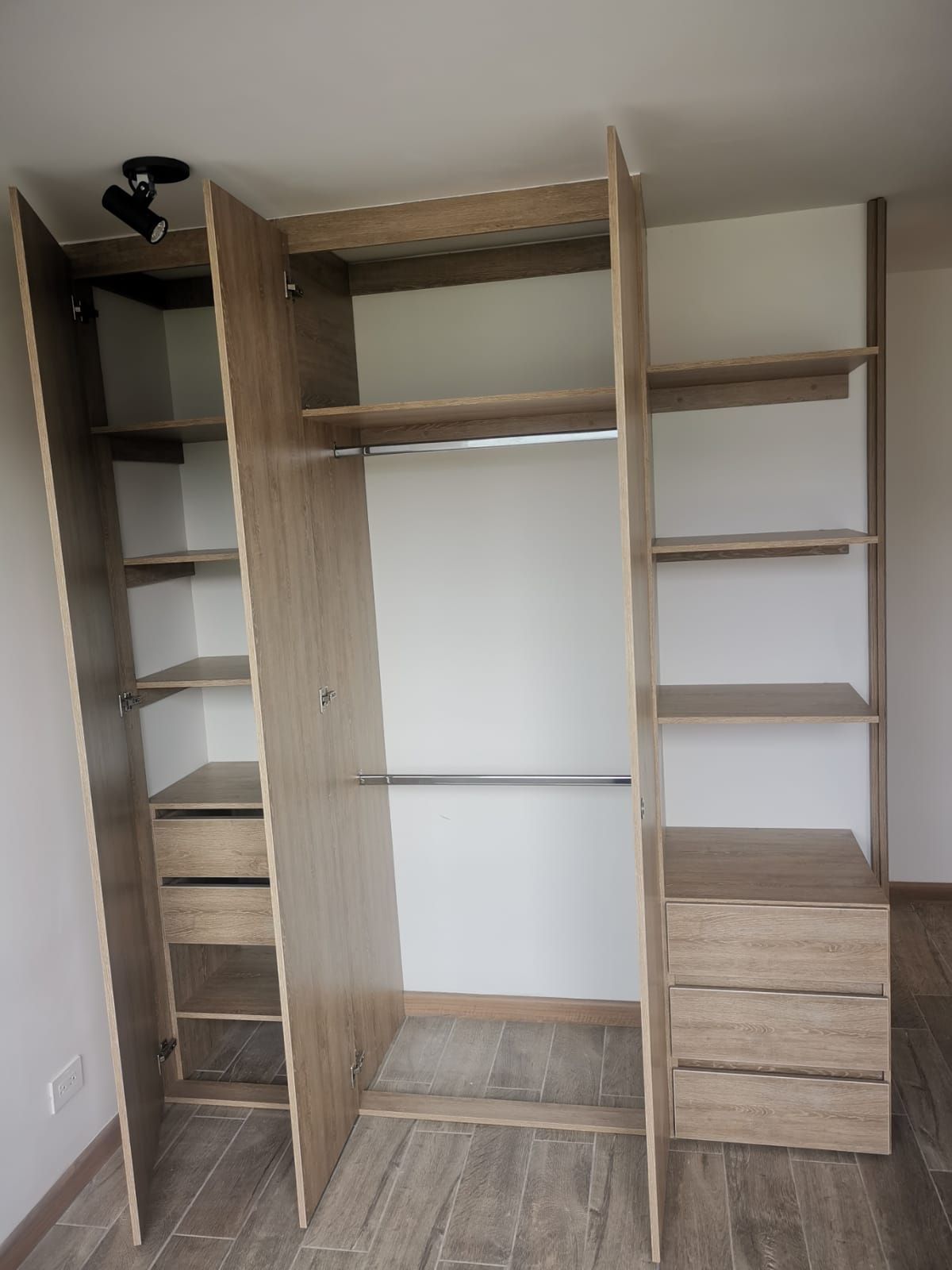 closets (12)